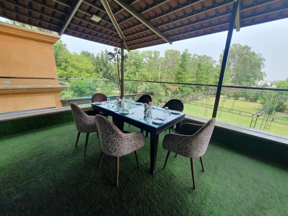 Akash Hotel Managed By Jk Hotels & Resorts Kathua Bagian luar foto