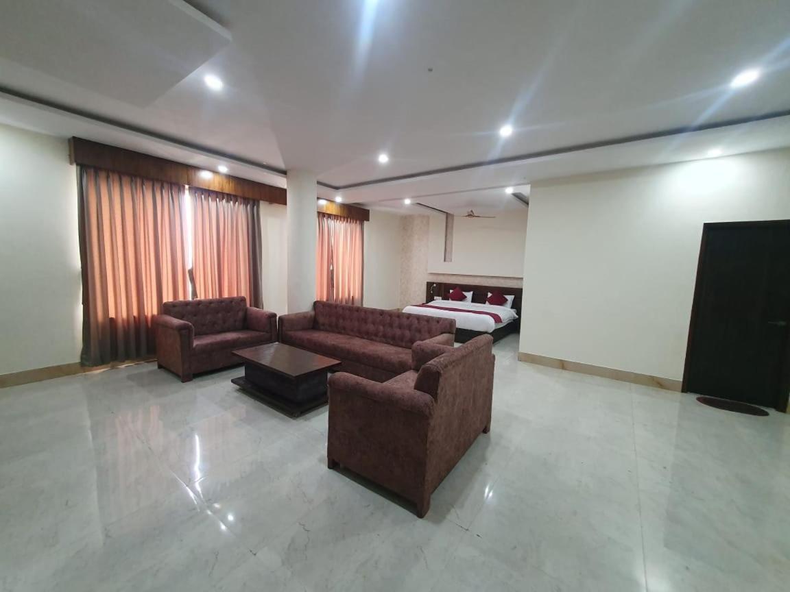 Akash Hotel Managed By Jk Hotels & Resorts Kathua Bagian luar foto
