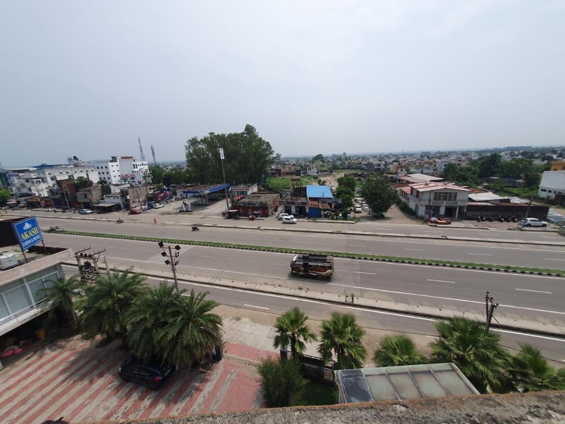 Akash Hotel Managed By Jk Hotels & Resorts Kathua Bagian luar foto