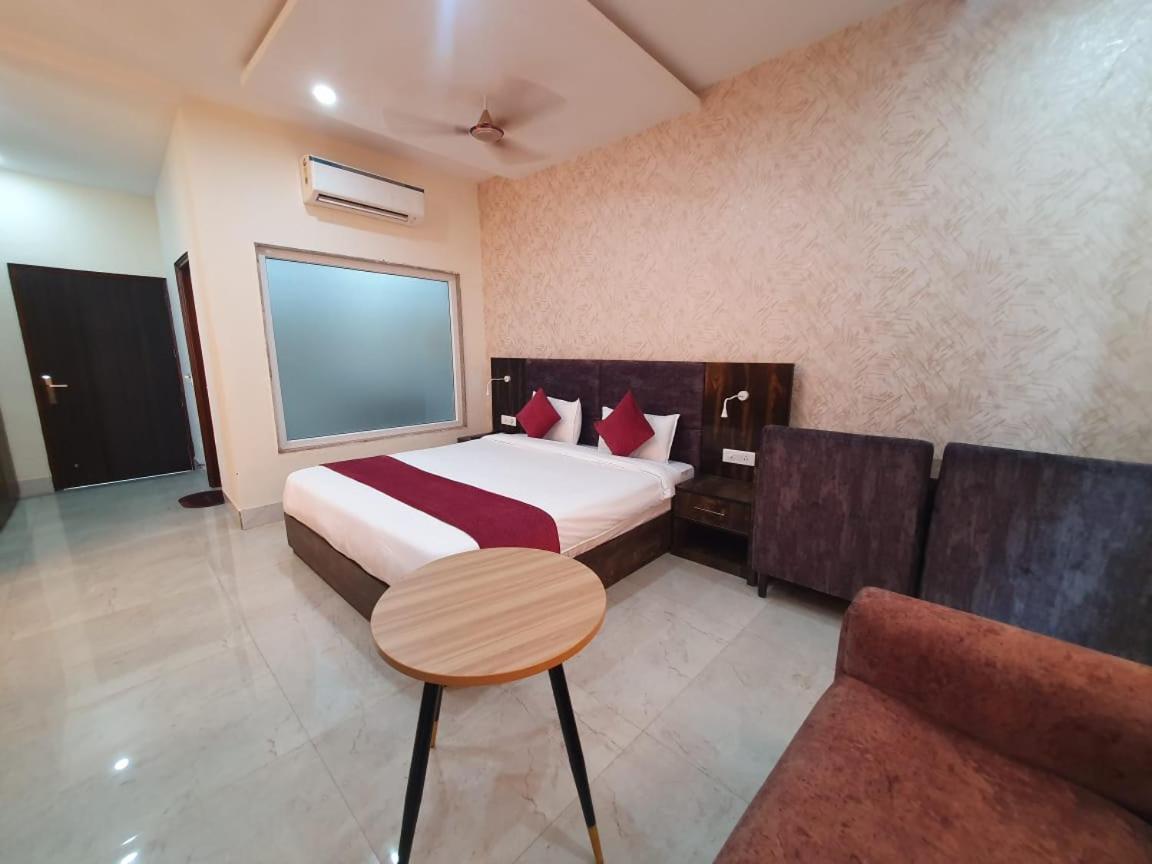 Akash Hotel Managed By Jk Hotels & Resorts Kathua Bagian luar foto